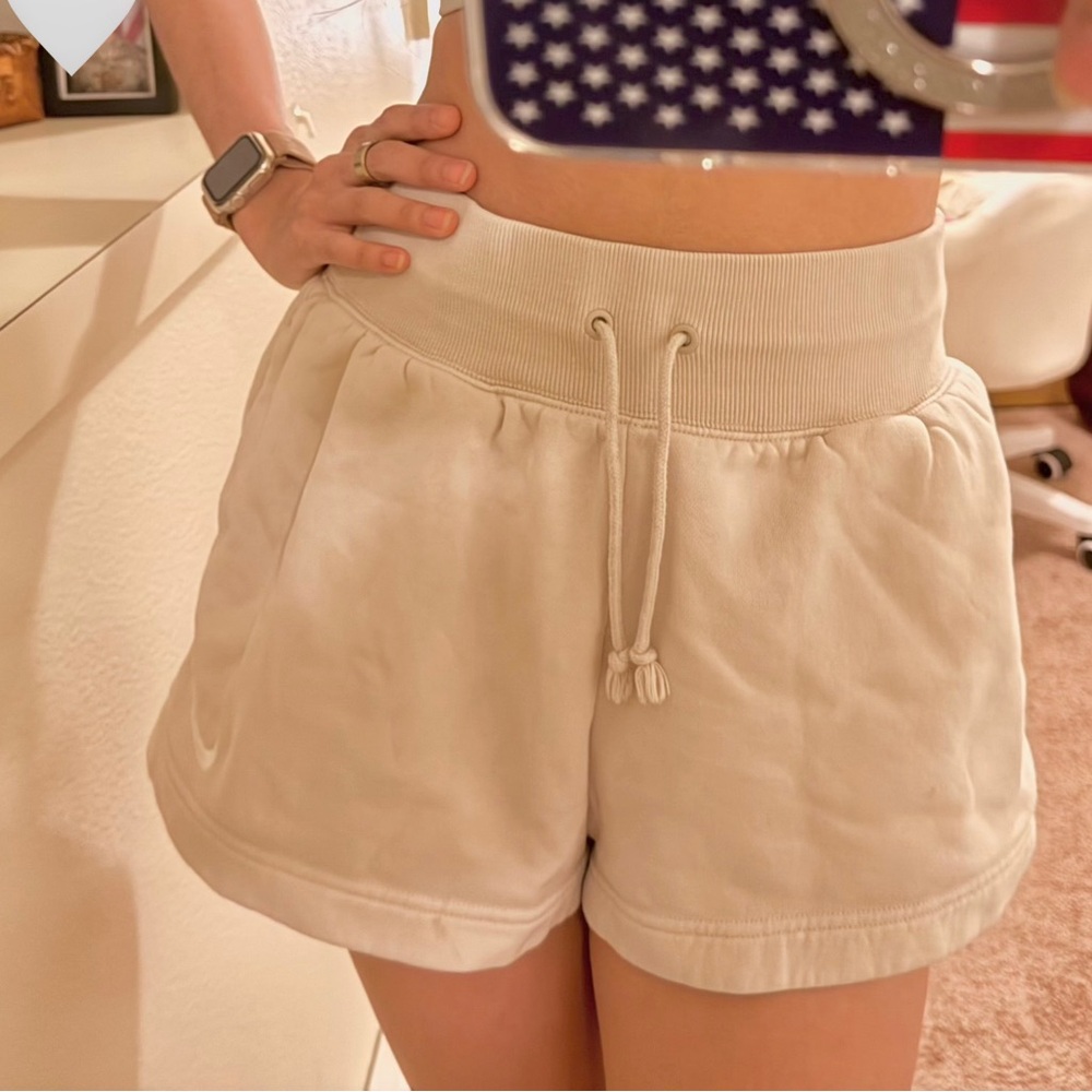 Women's Nike Sportswear Phoenix Fleece Lounge Shorts